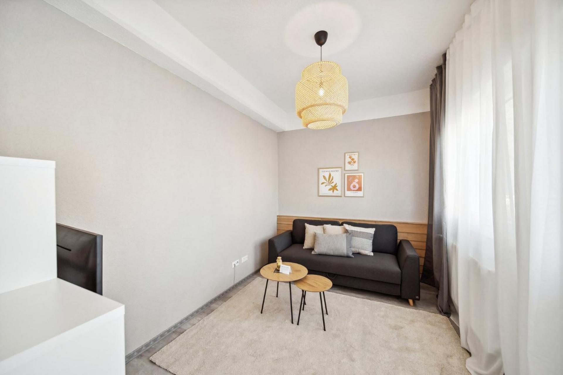 Ruhige Lage, Gute Anbindung, Frisch Renoviert Apartment Fellbach Bagian luar foto